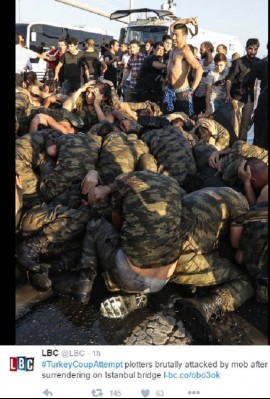 turkish_mobsters_brutalities_against_young_conscripts_pows_400