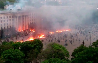 ukra_38_federalists_killed_by_extremists_aggressions__fire_at_odessa_same_day_military_attacks_against_revolted_people_at_several_villages_400