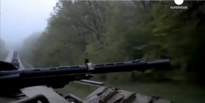 ukra_armys_tanks_launch_attack_against_village_sloviansk_400