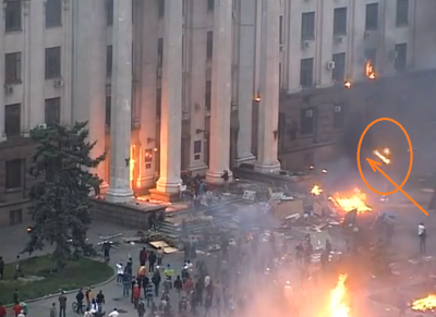 ukra_progovernment_extremists_attack_throw_fire_bombs_to_burn__kill_48_dissidentsn_ransack_their_exhibition_tents_400