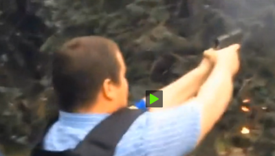 ukra_prokiev_regime_extremist_fires_with_gun_odessa_400