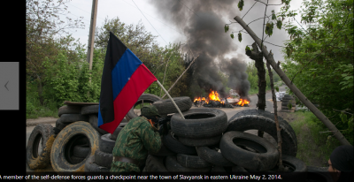 ukra_strange_flag_at_slaviansk....._400