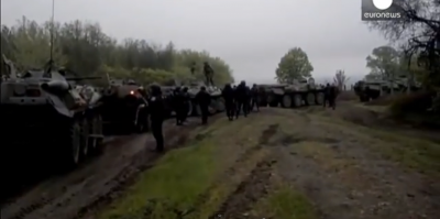 ukra_tanks_attack_village_sloviansk_at_dawn_2_may_2014_400