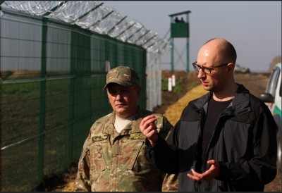 ukra_wall_yants_400 ukra_wall_yants_400