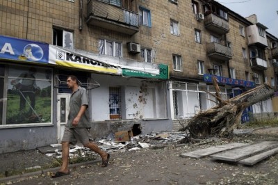 ukran_donetsk_11_august_2014_bombarded_city_400 ukran_donetsk_11_august_2014_bombarded_city_400