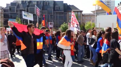 young_armenians_demonstration_in_strs_400 young_armenians_demonstration_in_strs_400
