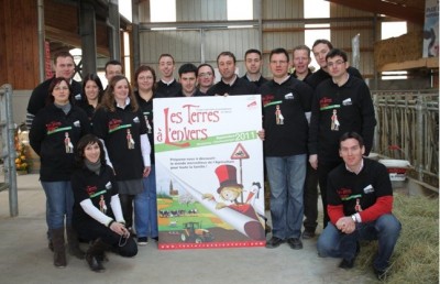 young_peasants_terres_a_l_envers_400 young_peasants_terres_a_l_envers_400